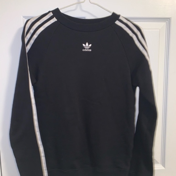 Adidas sweater - Picture 1 of 2